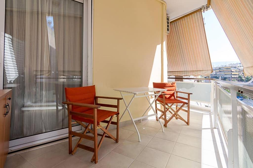 Cozy Flat With 1 Bedroom Next To Metro Station Афіни Екстер'єр фото